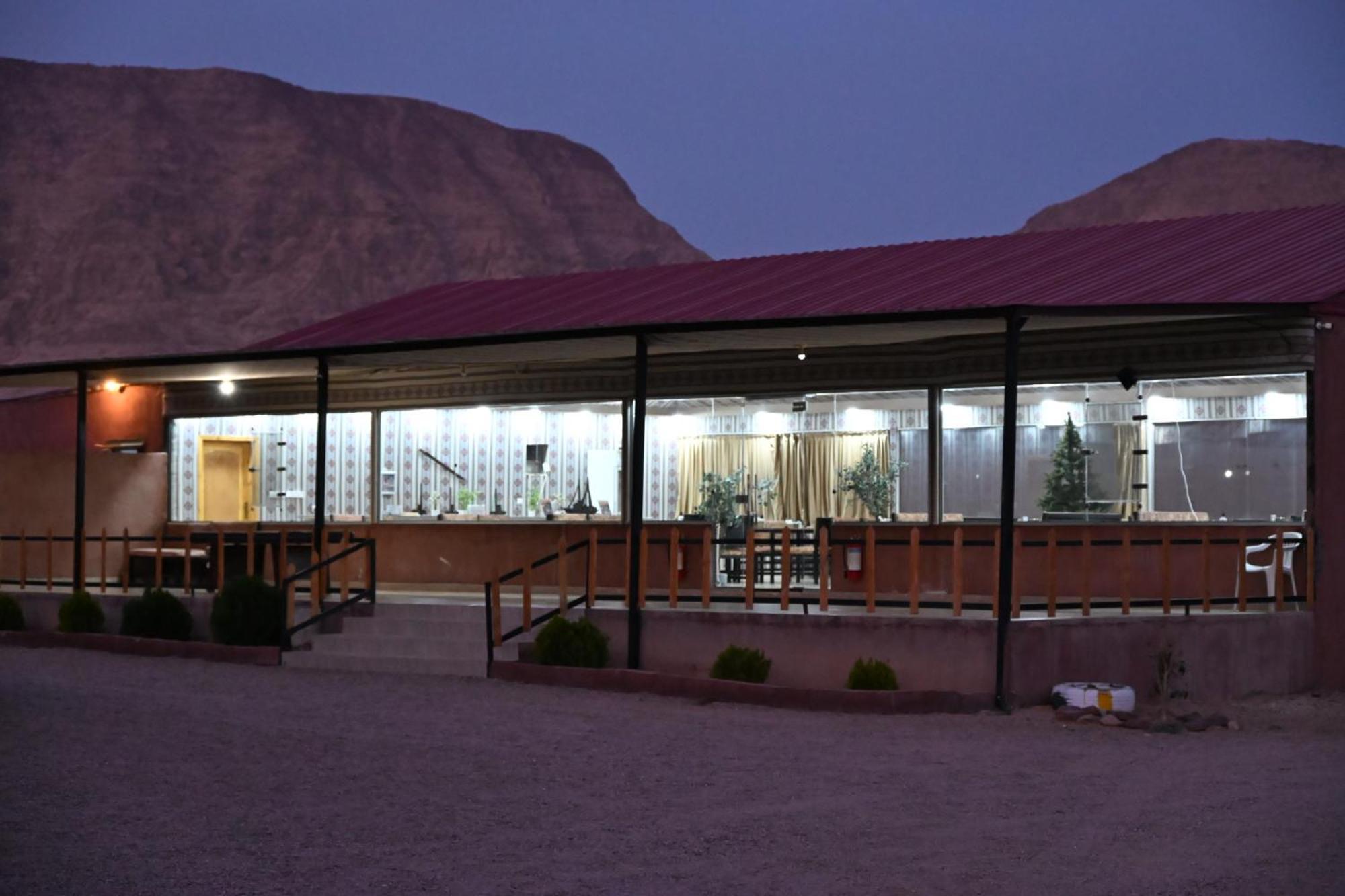 Bilal Luxury Camp Hotel Wadi Rum Exterior photo